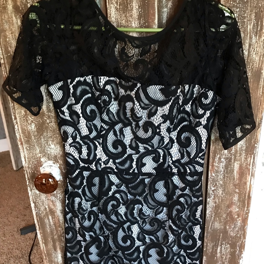 Black and white Venus dress